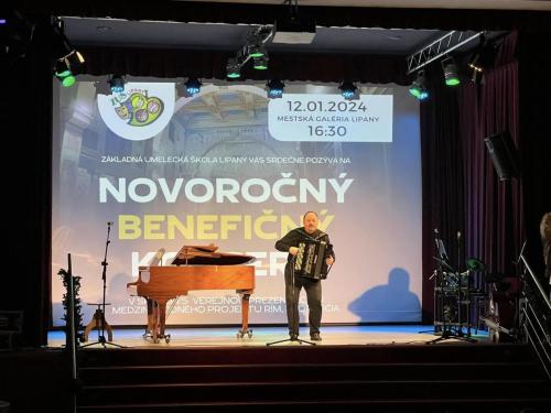 420460245_913267754132467_7961650875829270661_n