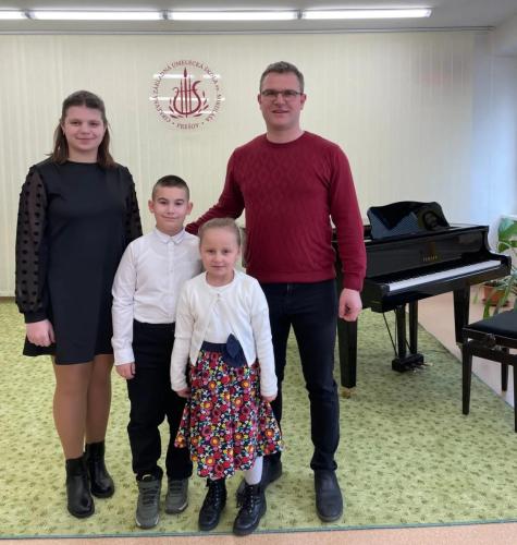 424996650_939495954842980_3787279800250898250_n