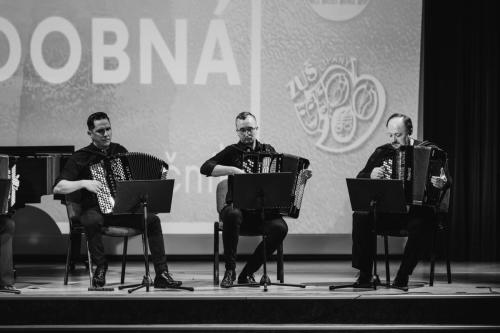 438059736_979555507503691_1999045063411337985_n